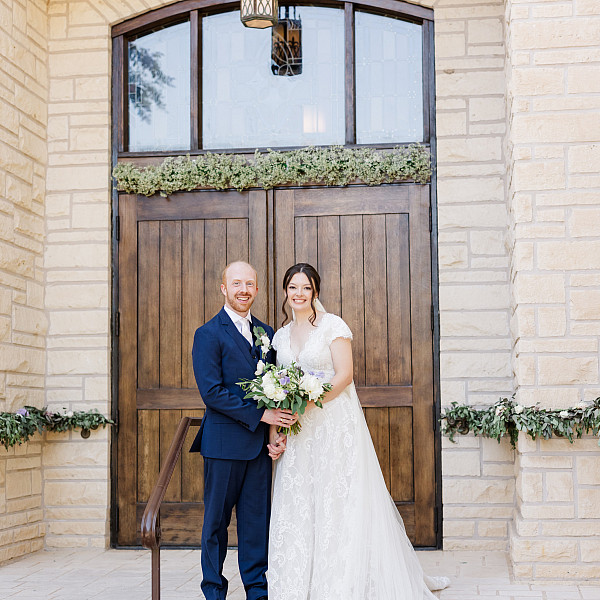 www.twofishweddings.com