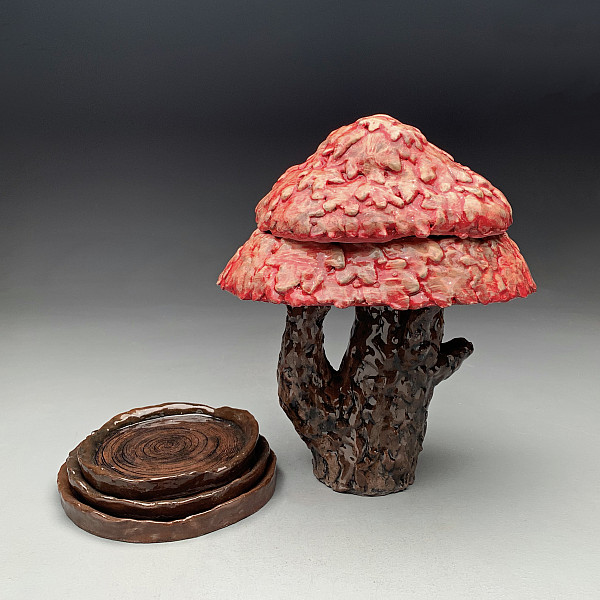 Maribel Alverson, Pancake Server, Earthenware, Ceramics: Hand-Forming, Instructor: Ron Geibel