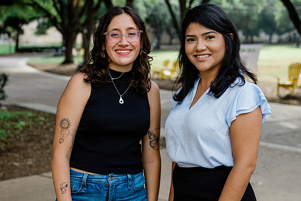 Adrianna Moya ’27 and Amalia Merino