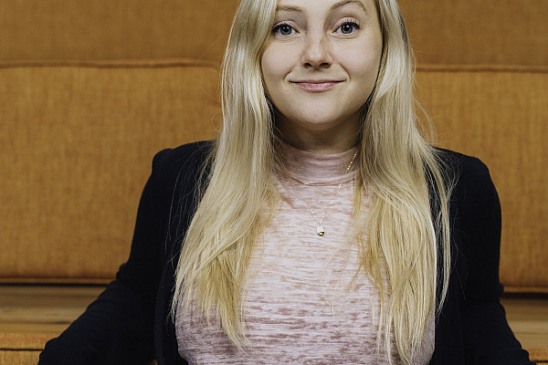 Lindsey Walther ’13
