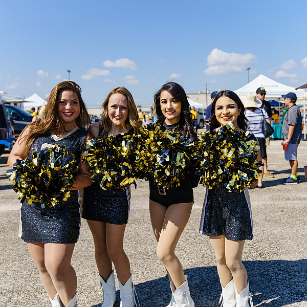 Tailgating & Football Game